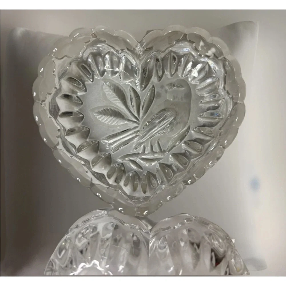 Vintage Hofbauer Byrdes Crystal Heart Dish Bird Etched Trinket Candy Box
